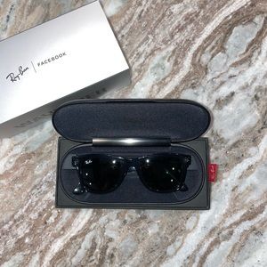 RAY-BAN STORIES - WAYFARER - SMART GLASSES